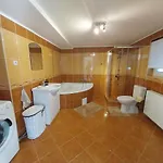 Fuege Vendeghaz Vakantiehuis Magyarhertelend
