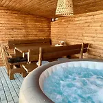 Fuege Vendeghaz Vakantiehuis Magyarhertelend
